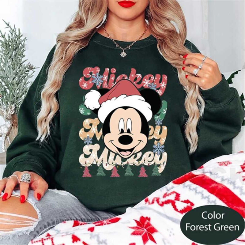 MR910202313556mickeyandfriendsheadchristmassweatshirtdisneychristmasimage1jpg