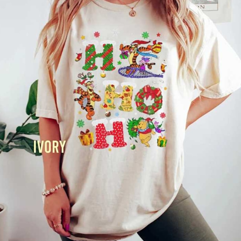 MR9102023135123hohohowinniethepoohchristmascomfortcolorsshirttheimage1jpg