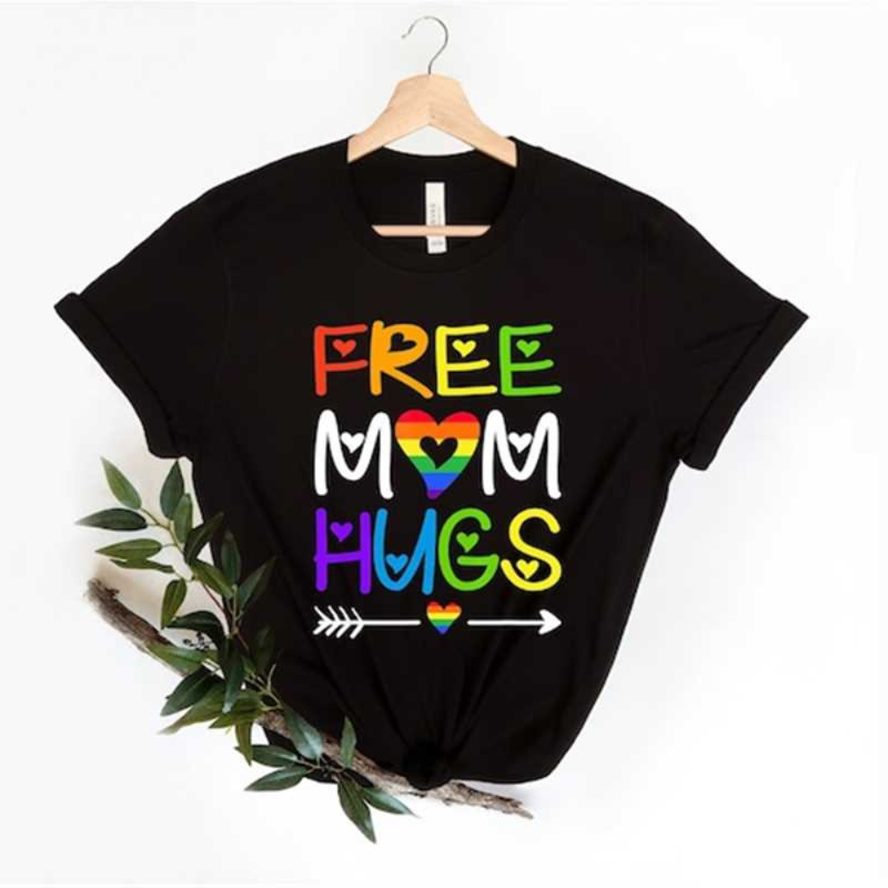 MR2282023152317freemomhugstshirtproudmomapparelrainbowgayprideimage1jpg