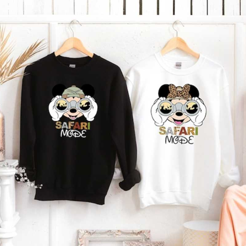 MR2282023101813disneysafarimodesweatshirthoodieminniemickeydaisyimage1jpg