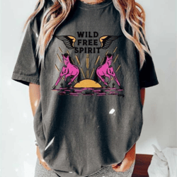 free spirit tshirt, here comes the sun tee, western graphic tee, retro style t shirt, hippie tee, vintage t-shirt, comfo