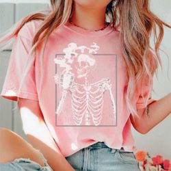 comfort colors coffee skeleton shirt, skeleton t-shirt, halloween skeleton tshirt, skeleton halloween, retro halloween,
