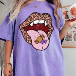 retro halloween comfort colors shirt vampire tshirt vintage ghost halloween t-shirt, bite me t shirt monster tee, retro