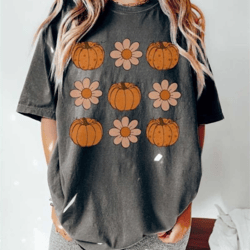 comfort colors vintage floral pumpkins t-shirt, retro pumpkin tshirt, cute shirt for fall, halloween tee, retro hallowee