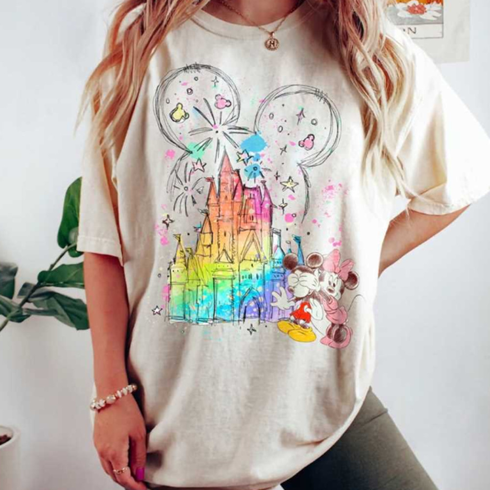 MR1982023115556vintagewaltdisneyworldshirtmickeyandminnieshirtimage1jpg