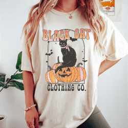 black cat shirt, womens halloween shirt, halloween tees, halloween graphic tee, fall shirts, womens fall outfits, spooky