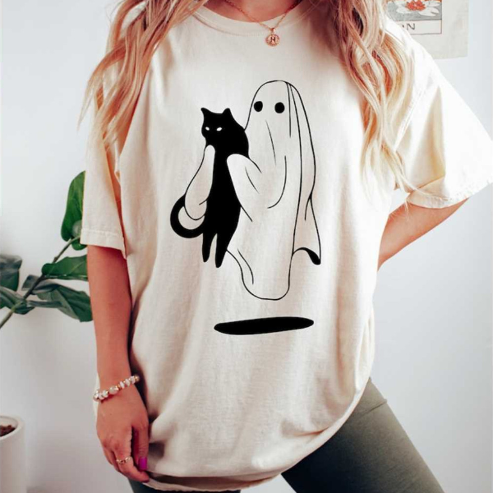 MR1882023124414ghostholdingcatshirtcuteghostshirtwomenshalloweenimage1jpg