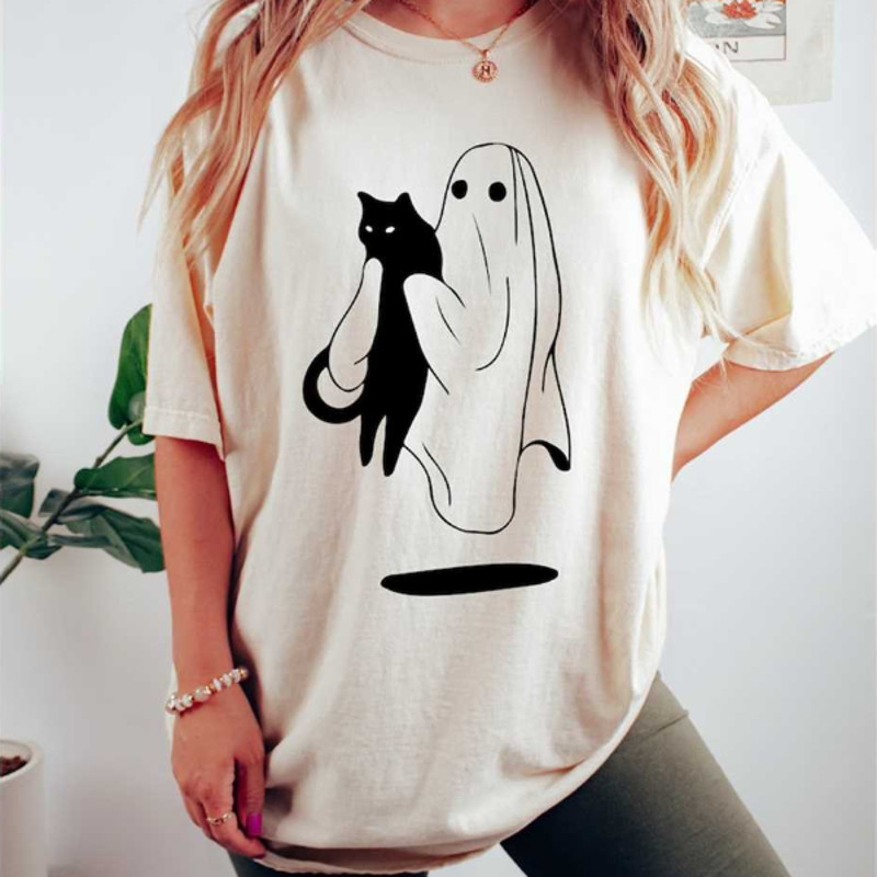 MR1882023124414ghostholdingcatshirtcuteghostshirtwomenshalloweenimage1jpg