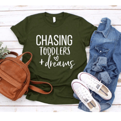chasing toddlers & dreams / mom life / toddler life