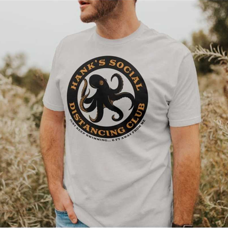 MR1582023182342hankssocialdistancingclubjustkeepswimming6ftawayimage1jpg