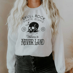 skull rock / peter pan disney pullover