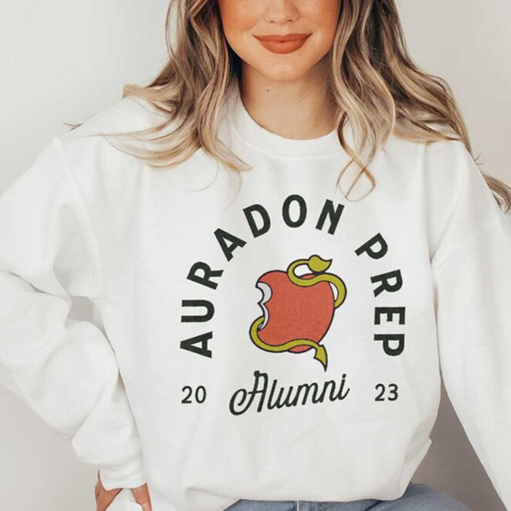 MR158202393658auradonprepalumnidisneyinspireddescendantsimage1jpg