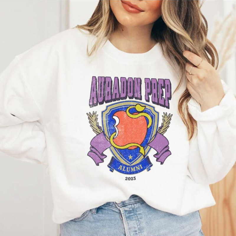 MR1482023154041auradonprepalumnidisneyinspireddescendantsimage1jpg