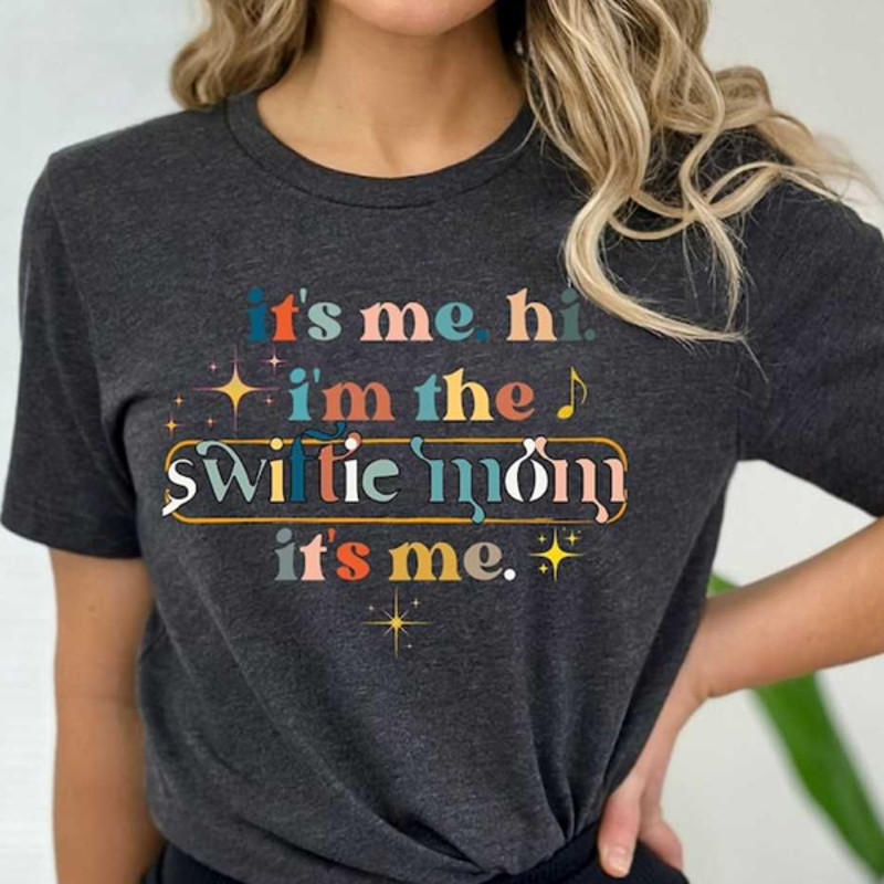 MR2662023152836swiftiemomtshirtswiftiemomshirtcomfortcolorsmomimage1jpg