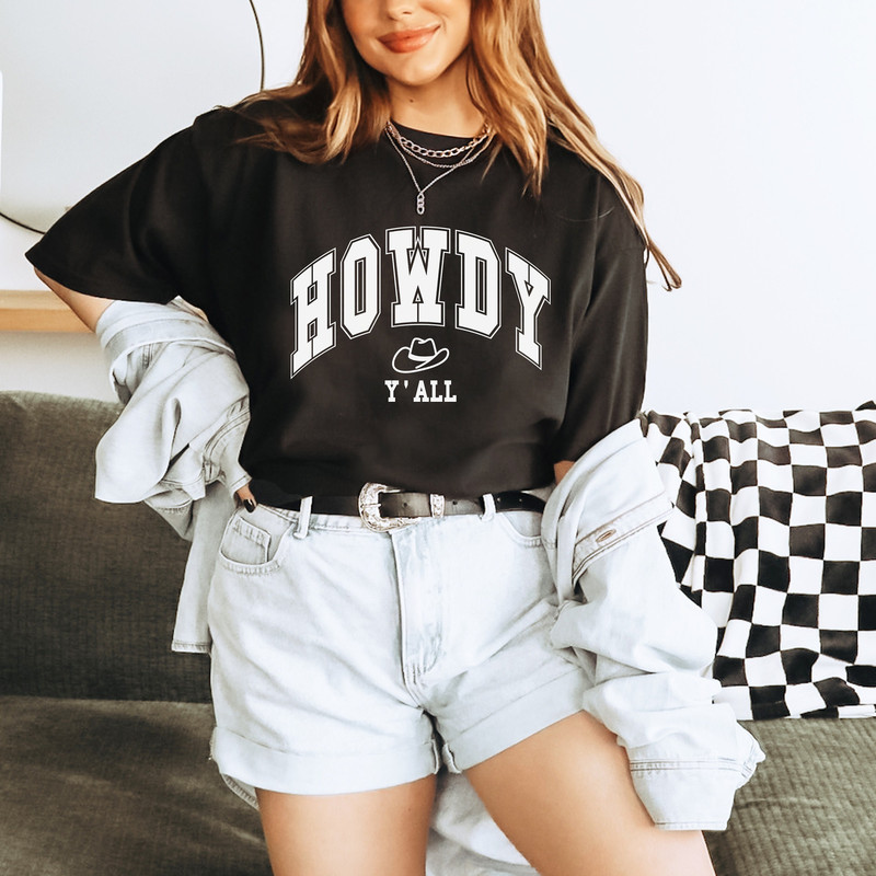 Howdy Ya'll Varsity T-shirt Western Cowboy Hat Crewneck Country Comfort Colors.jpg