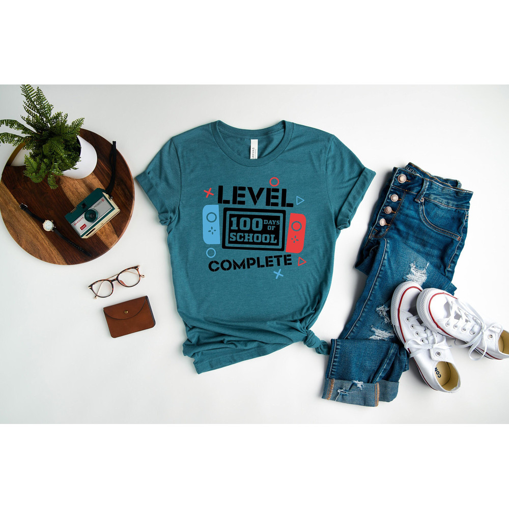 Level 100 Days Of School Complete Shirt, Level 100 Days of School Completed Tee, Happy 100 Days of School 100 Days Video Game Shirt Teacher.jpg