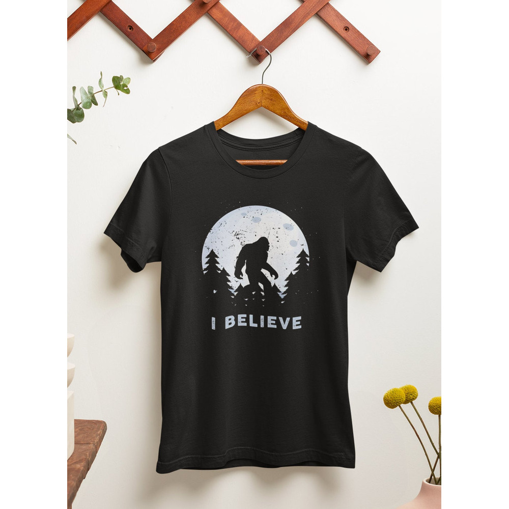 Bigfoot T-Shirt - I Believe Shirt - Yeti Shirt - Bigfoot Saw Me But Nobody Believes Him - Bigfoot Night Stroll- Unisex Cotton Tee - S to 5XL.jpg