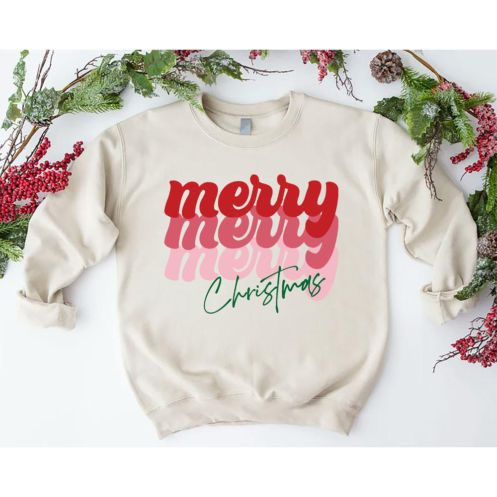 Merry Christmas Sweatshirt, Retro Christmas Outfits, Merry Xmas Sweatshirt, Cozy Christmas Sweatshirts for Women, Xmas Holiday Sweatshirt.jpg