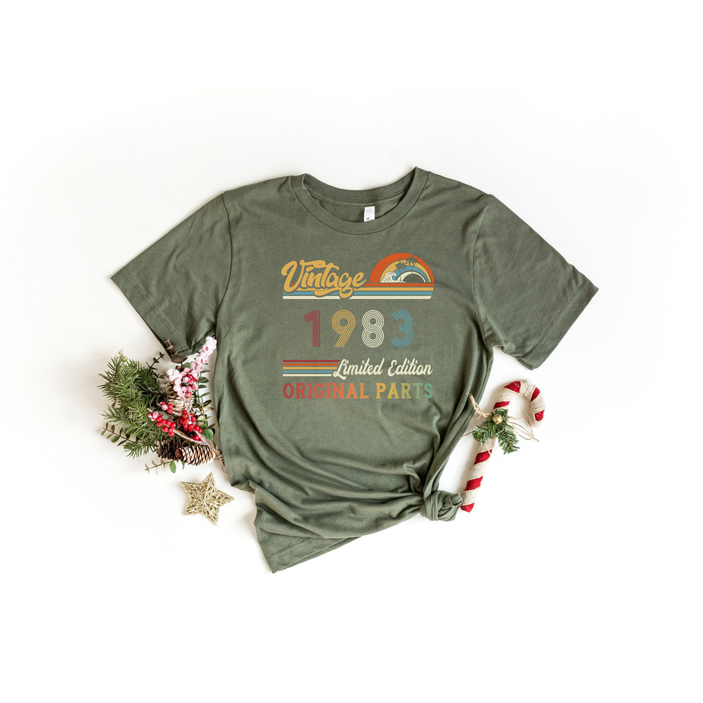 Vintage 1983 Shirts, 40th Birthday Gift Shirt, 1983 Birthday Party, Vintage Shirts, Vintage Sweatshirt for Women Men , Retro Birthday Gift.jpg