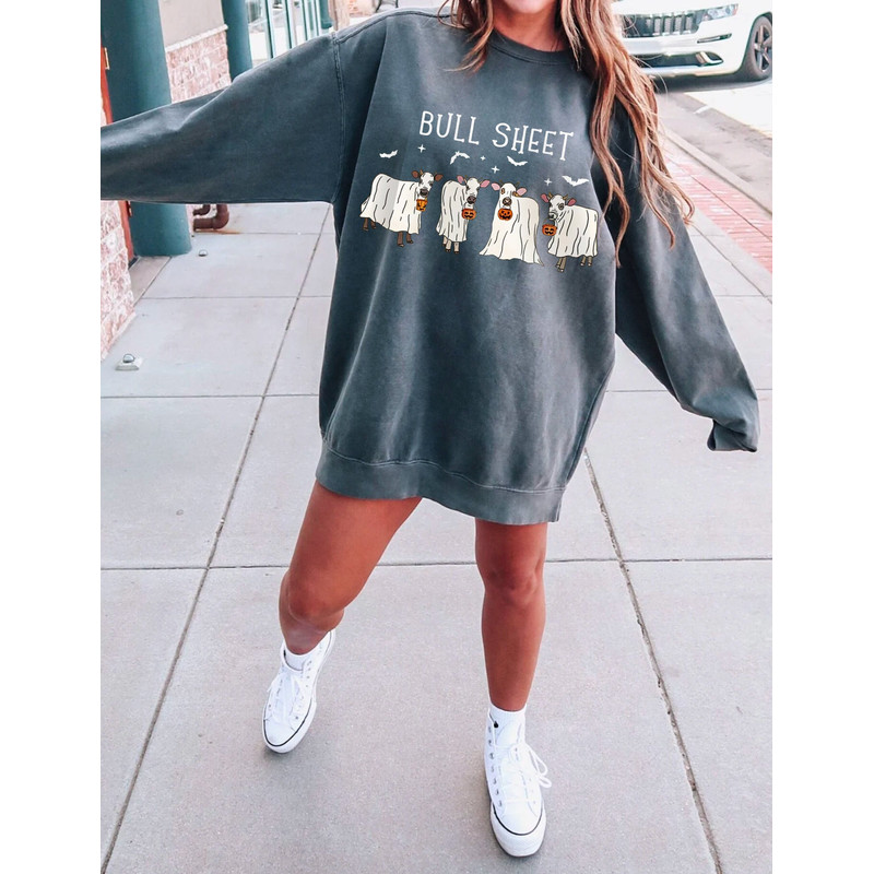 Cow Ghosts Sweatshirt Comfort Colors Bull Sheet Crewneck Cute Halloween Cow Farm Animal Shirt Funny Cow Crewneck Bull Shirt Cow Lover Gifts.jpg