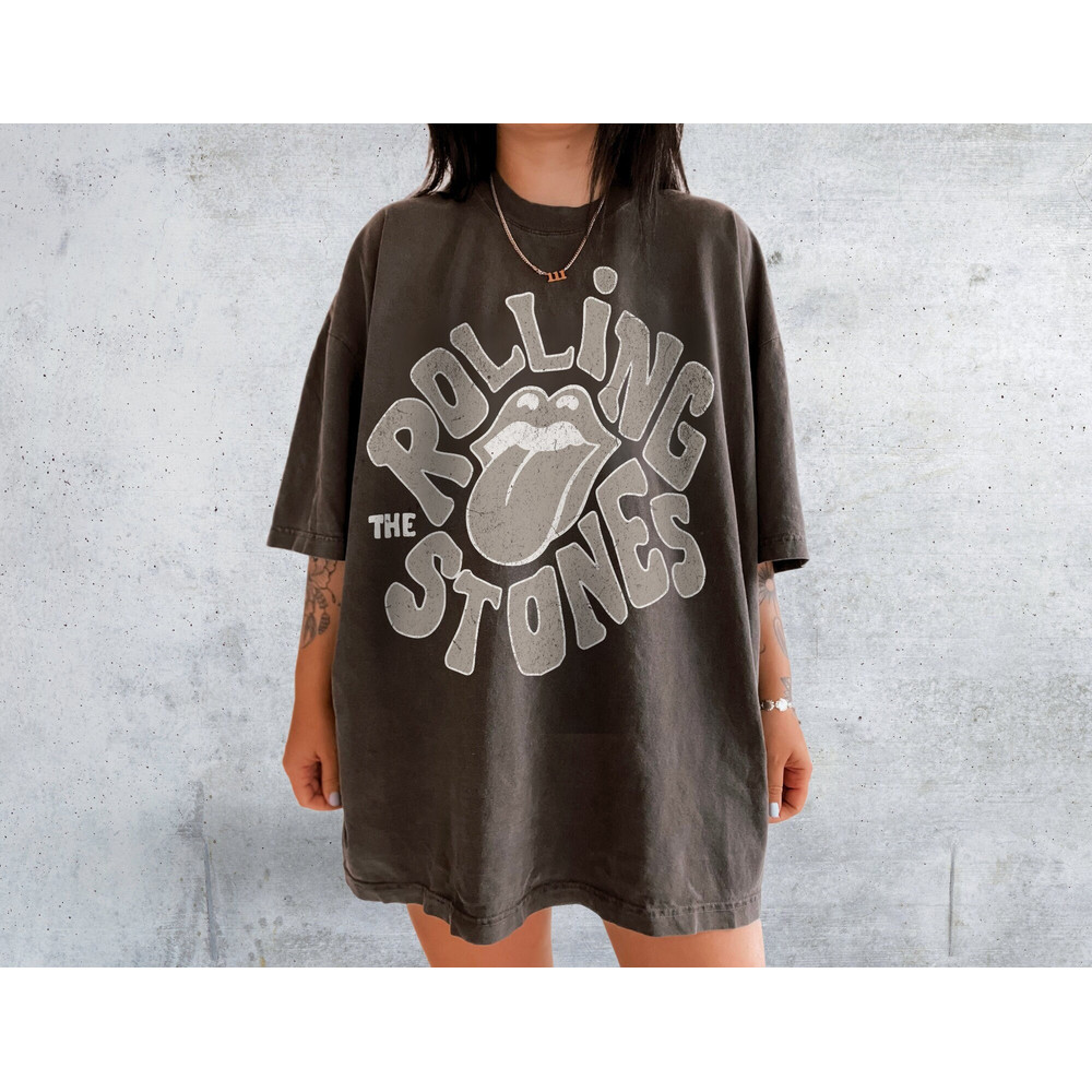 Rolling Stones Shirt UNISEX Comfort Colors Rock n Roll Vintage Band Tour Mick Jagger Music Concert Shirt Oversized T Shirt Festival Clothes.jpg