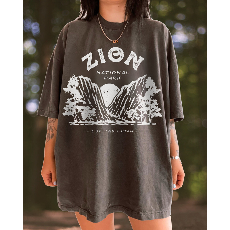 Zion National Park Unisex Tee Comfort Colors Oversized T Shirt Boho Hippie Clothes Vintage Travel Tshirt Hiking Shirt Camping Graphic Shirt.jpg