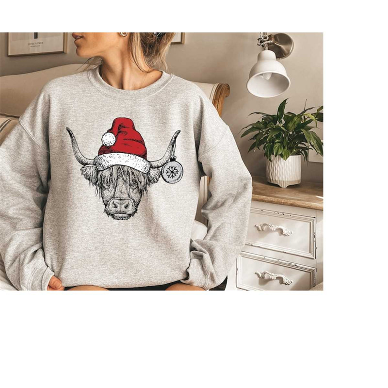 MR-2911202392220-christmas-highland-cow-sweatshirt-christmas-crewneck-cow-image-1.jpg