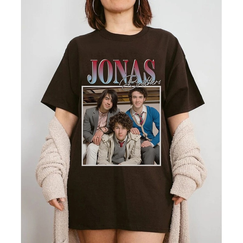 Jonas Brothers Vintage T-Shirt, Jonas Five Albums One Night Tour Shirt, Jonas Brothers 2023 Tour Shirt, Jonas Brothers Concert Shirt 3.jpg