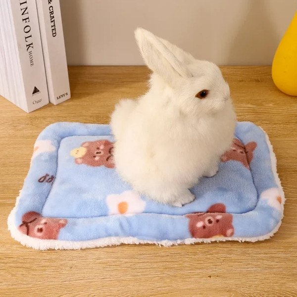 WHdQRabbit-Chinchilla-Bed-Mat-House-Nest-Hamster-Accessories-Small-Animal-Guinea-Pig-Hamster-Bed-House-Winter.jpg