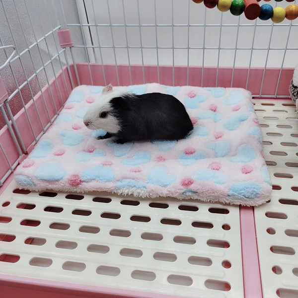 3j3gGuinea-Pig-Hamster-Warm-Mats-Bed-Hamster-Sleep-Pad-Squirrel-Hedgehog-Soft-Cushion-Rabbit-Chinchilla-Bed.jpg