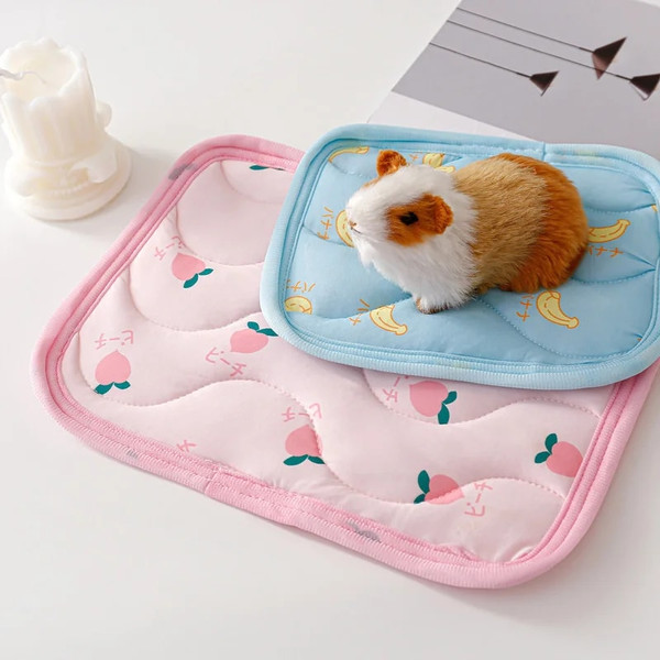 52GFSoft-Small-Animal-Breathable-Cushion-Thick-Cool-Bed-Guinea-Pig-Chinchilla-Rat-Rabbit-Nest-House-Bed.jpg