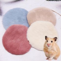 Cozy Fleece Animal Cage Mat: Hamster/Guinea Pig Winter Bed