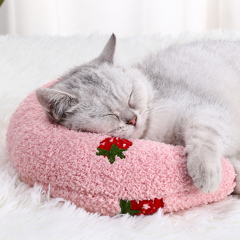 qbNgLittle-Pillow-for-Cats-Fashion-Neck-Protector-Deep-Sleep-Puppy-U-Shaped-Pillow-Cat-Pillow-Kitten.jpg