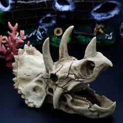 animal skull fish tank decor: dinosaur fossil ornaments, rhinoceros bone, crocodile, jellyfish, carp, turtle