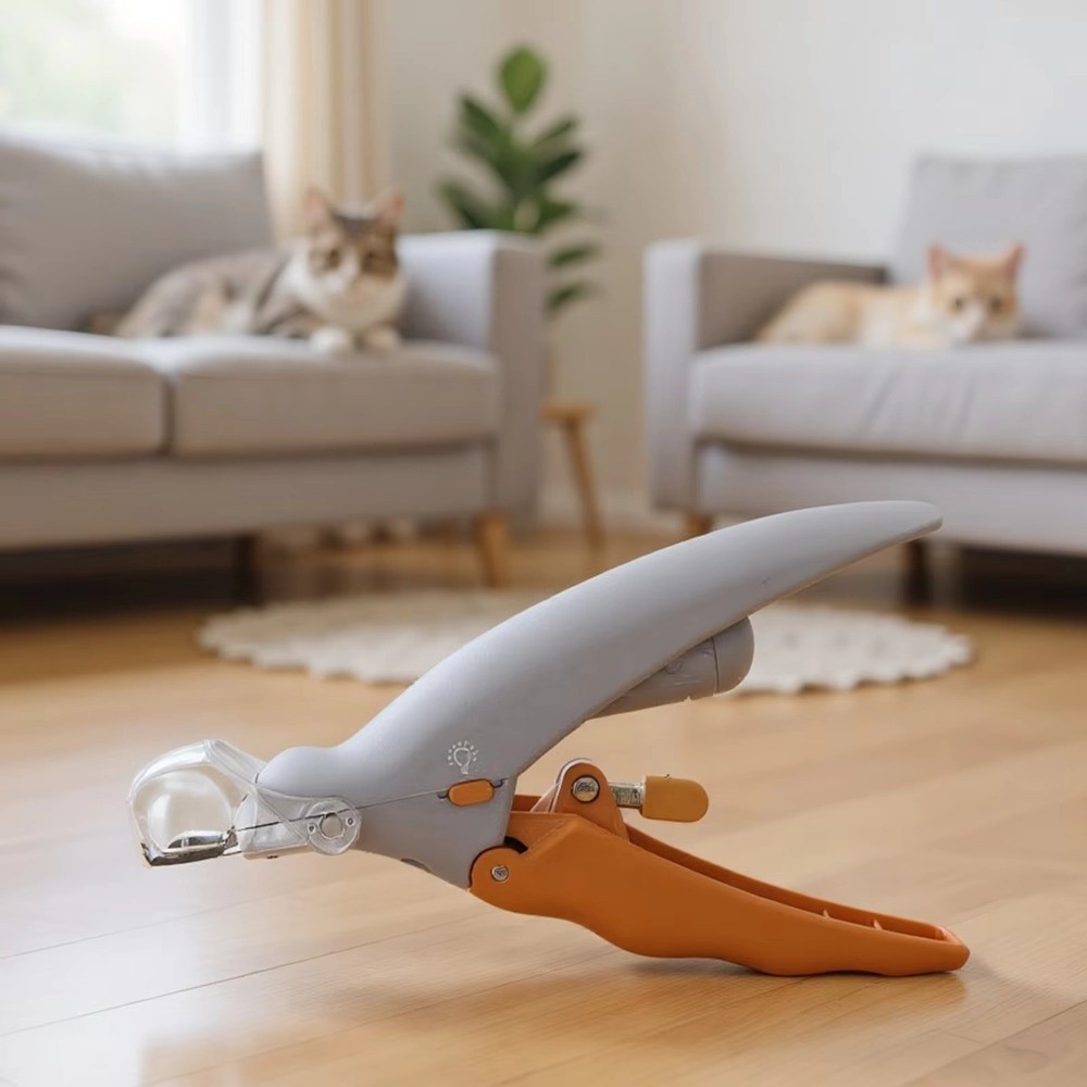 LED Pet Nail Clippers with 5X Magnifier for Safe Dog & Cat Grooming