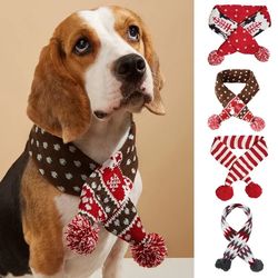Christmas Pet Scarf: Knitted Elk Design with Hair Ball - Festive Dog & Cat Accessory