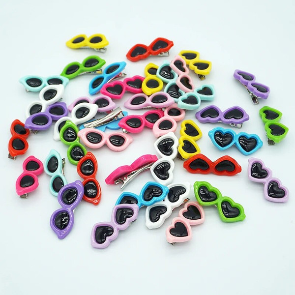 FXUs10-Pieces-Plastic-Pet-Hair-Clips-Sunglasses-Shape-Hairpin-For-Small-Dog-10-Colors-Cute-Heart.jpg