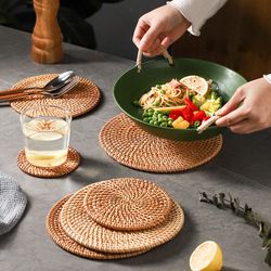 Handcrafted Natural Rattan Tea Coaster: Heat-Resistant Mat for Tableware