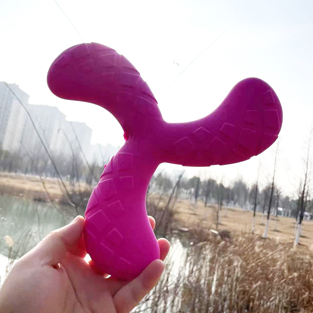 Floating Dog Toy Squeaky Dog Boomerang Toy For Water Fetch And Training 7