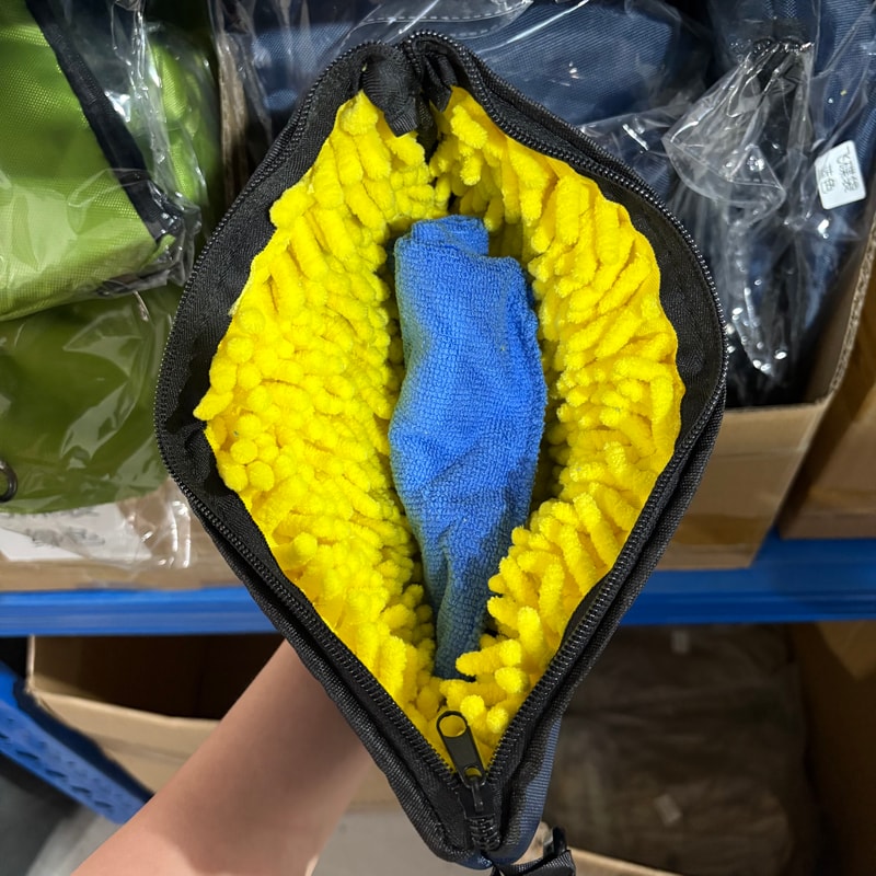 Waterproof Disc Golf Cleaning Tool Pouch With Hook And Microfiber Towel 6