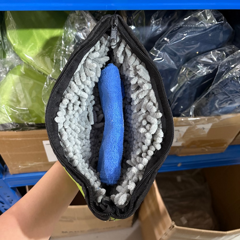 Waterproof Disc Golf Cleaning Tool Pouch With Hook And Microfiber Towel 7