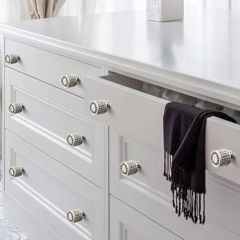 Luxury Crystal Cabinet Knob Single Hole Diamond Drawer Pull For Wardrobe And Cabinet Doors 3
