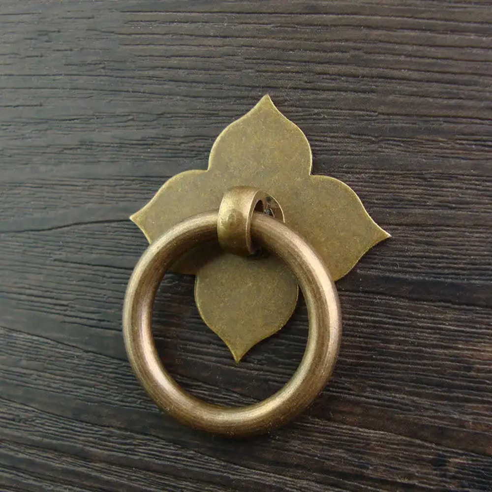 Vintage Leaf Brass Cabinet Knob Antique Drawer Pull for Kitchen Cabinets