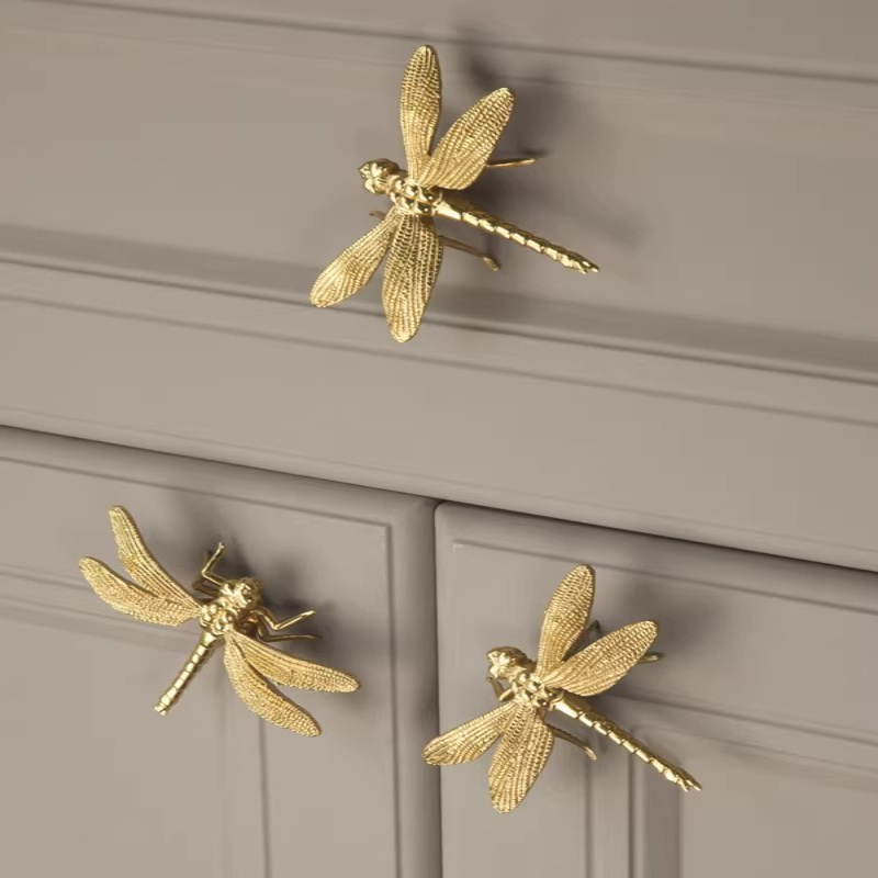 Luxury Dragonfly Cabinet Pull In Gold Brass For Drawers Cabinets And Wardrobes 3