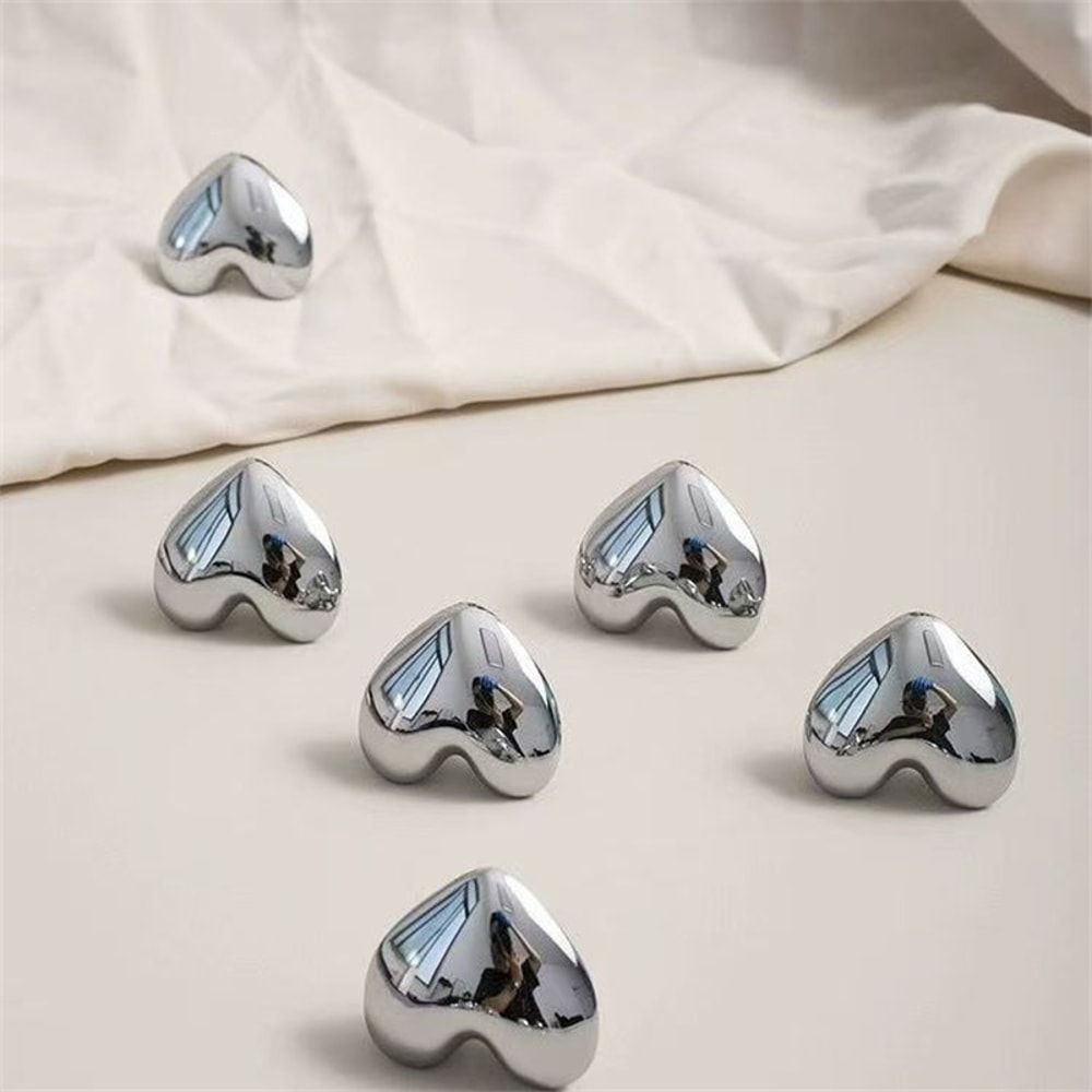 Heart Cabinet Knobs in Chrome for Drawers, Cabinets and Wardrobes