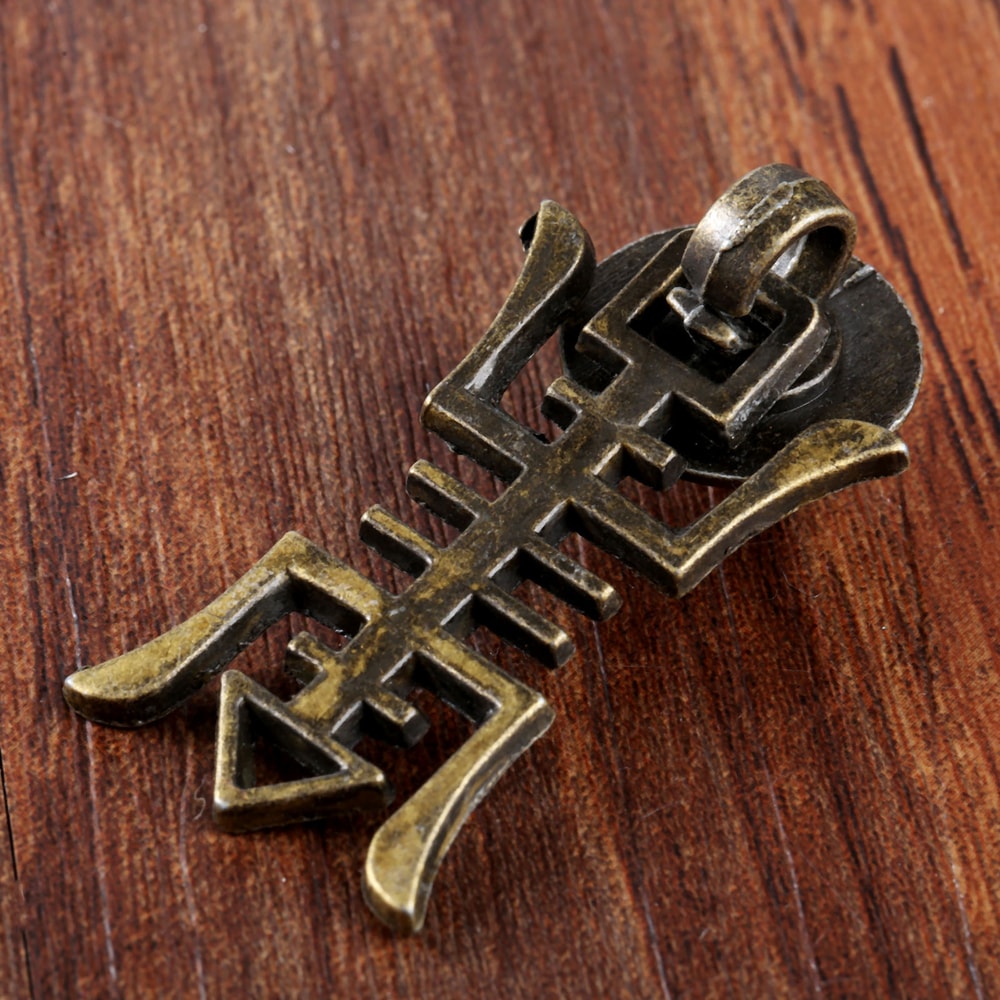 Vintage Chinese Antique Bronze Drawer Pulls for Cabinets and Jewelry Boxes