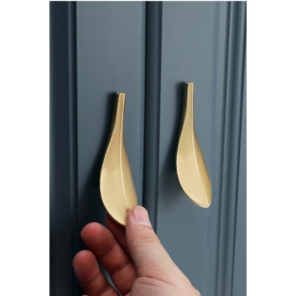 Antique Brass Branch Cabinet Pull for Drawers and Furniture