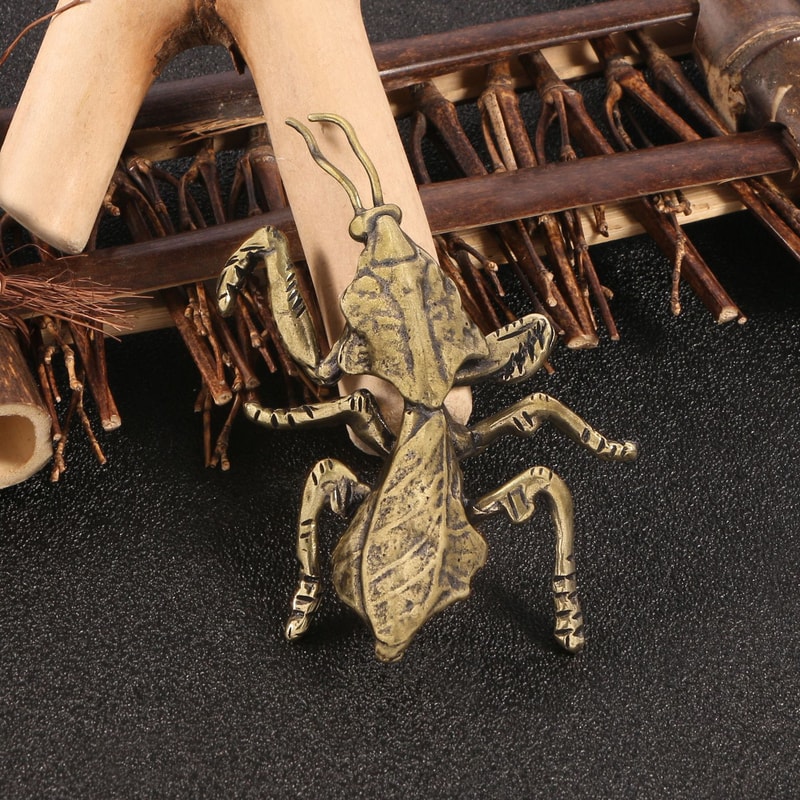 Brass Mantis Figurine Copper Insect Sculpture for Desk Decor