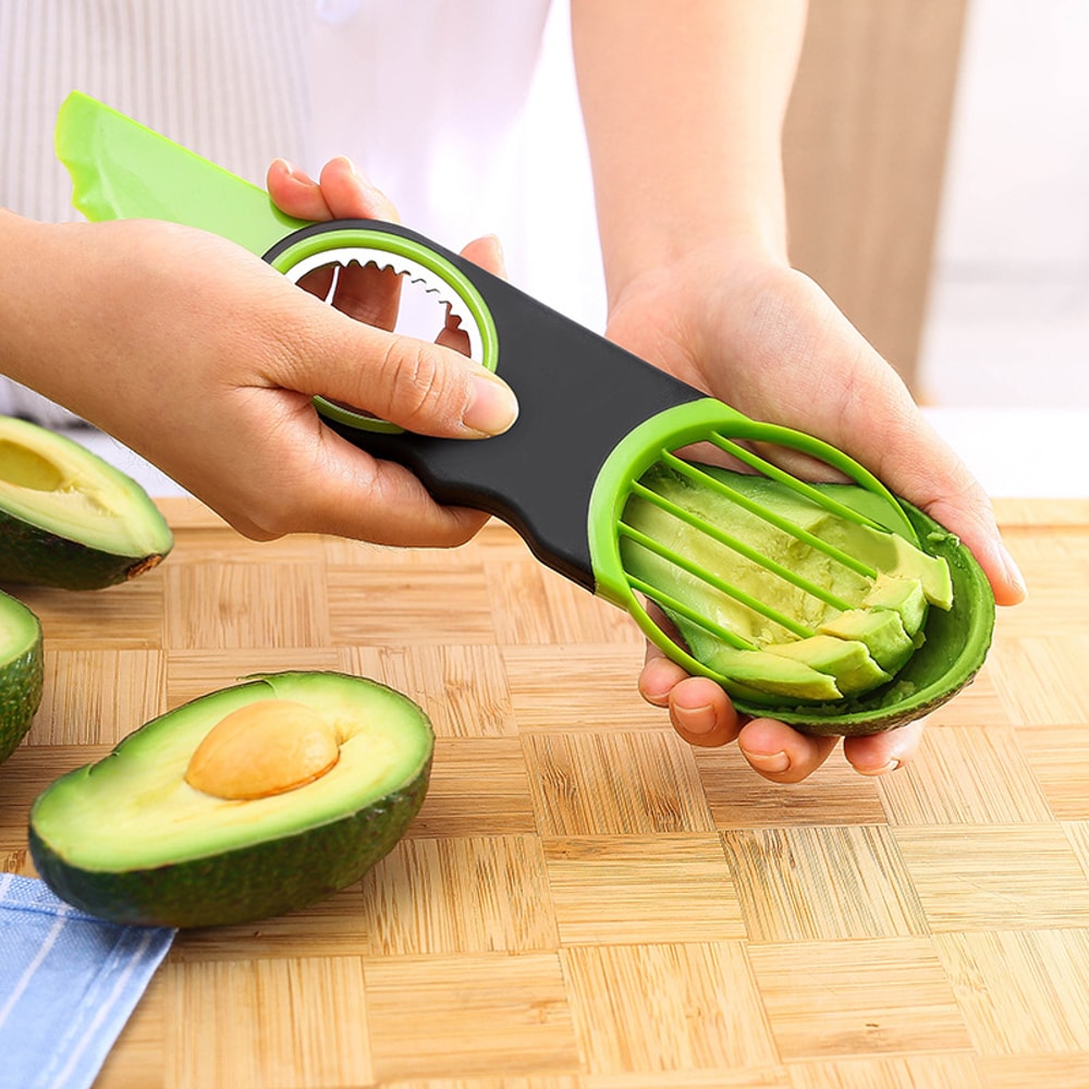 Avocado Slicer And Pitter Tool For Easy Peeling 2