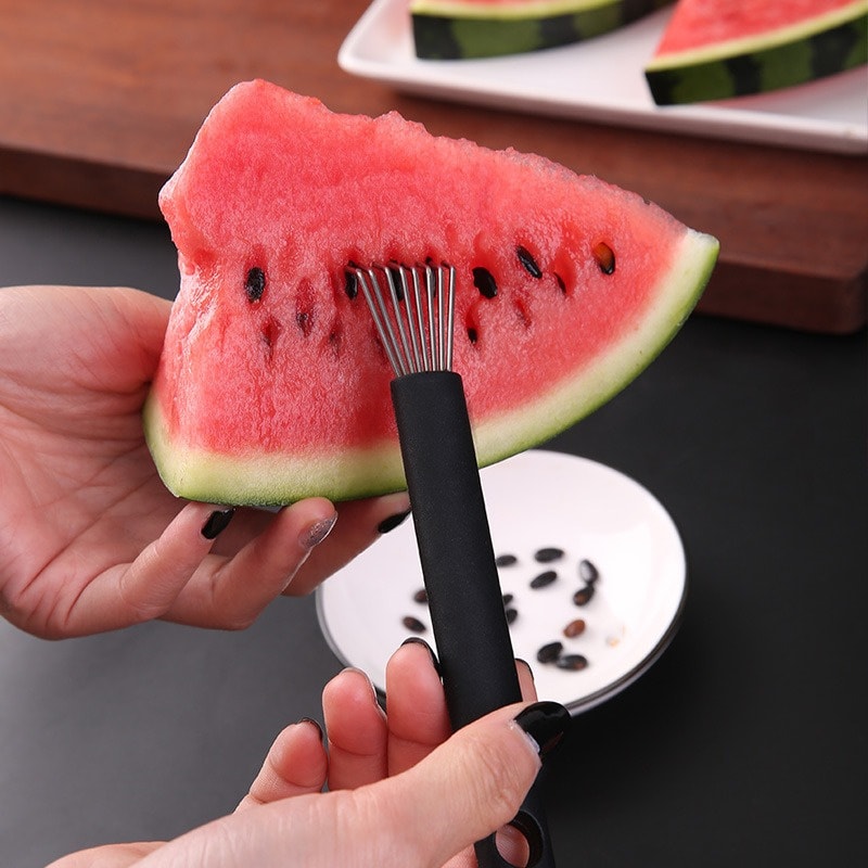 Portable Watermelon Seed Remover Fruit Divider Stainless Steel Kitchen Gadget 4